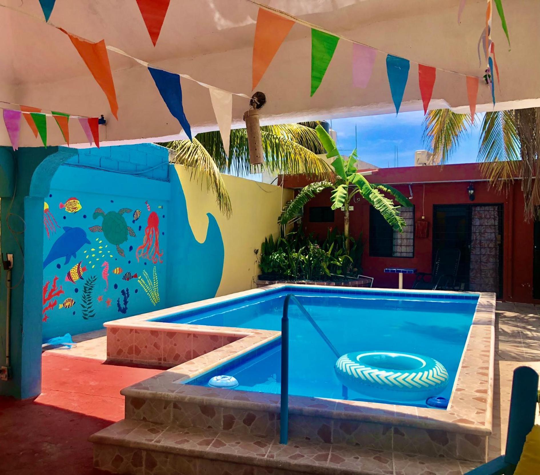 Malecon Beach House In Progreso 1 Block From Beach Экстерьер фото