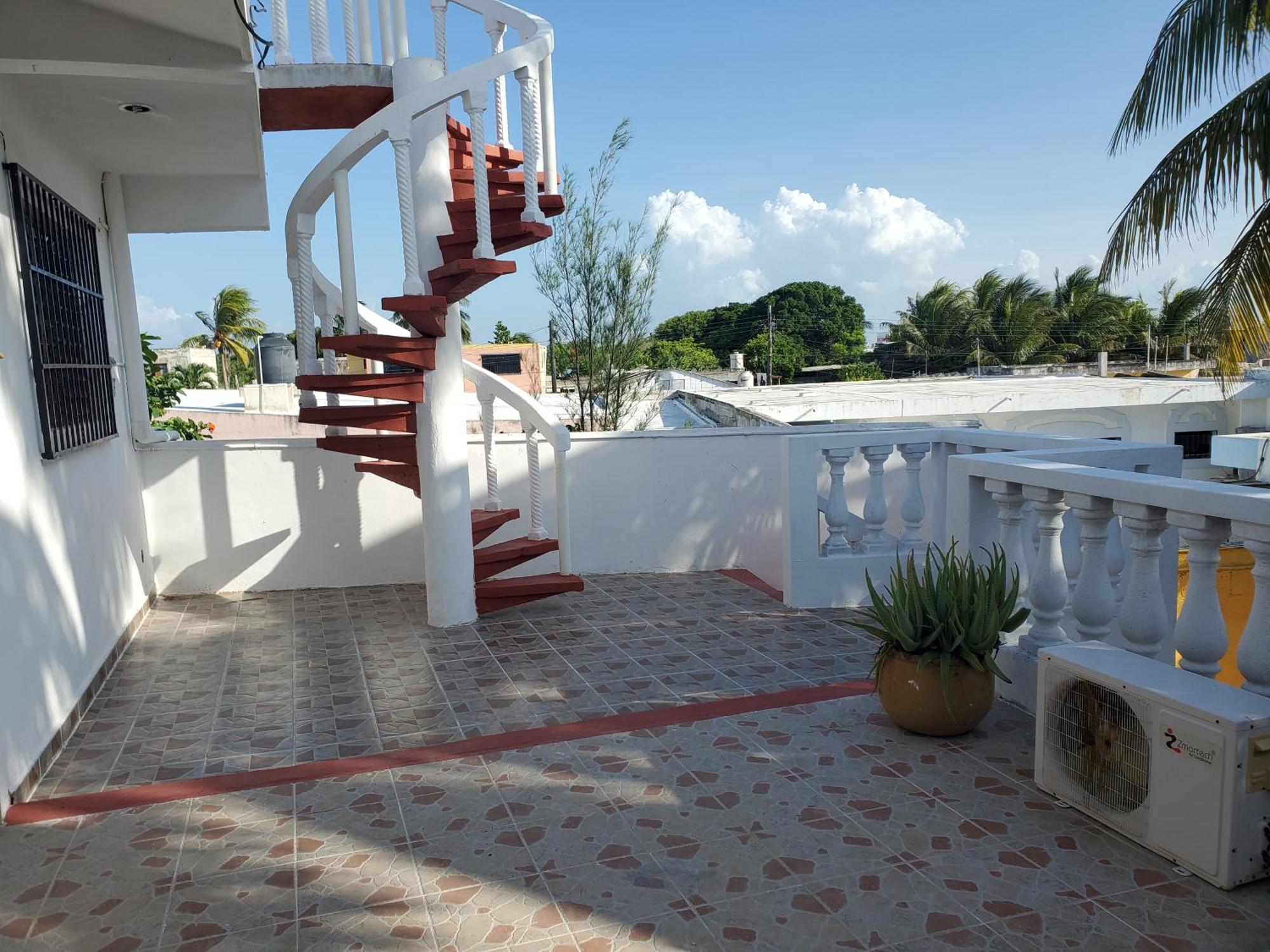 Malecon Beach House In Progreso 1 Block From Beach Экстерьер фото